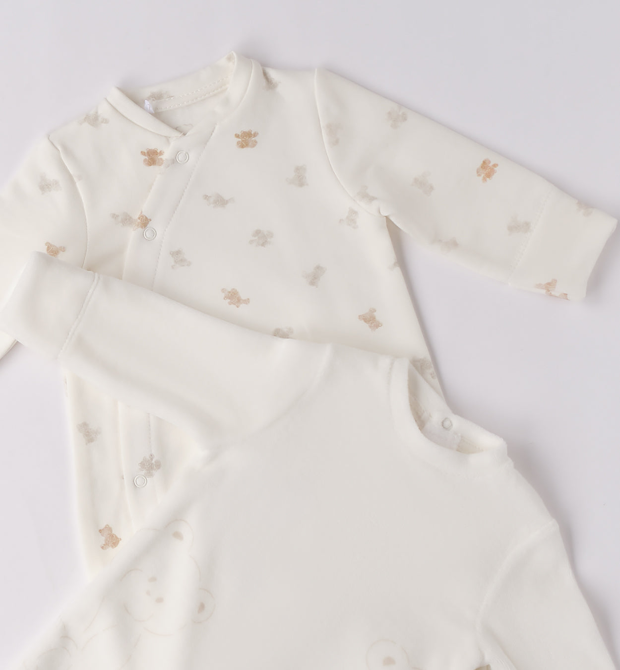 3F670 TUTINA INTERA CON PIEDE NEONATO SARABANDA