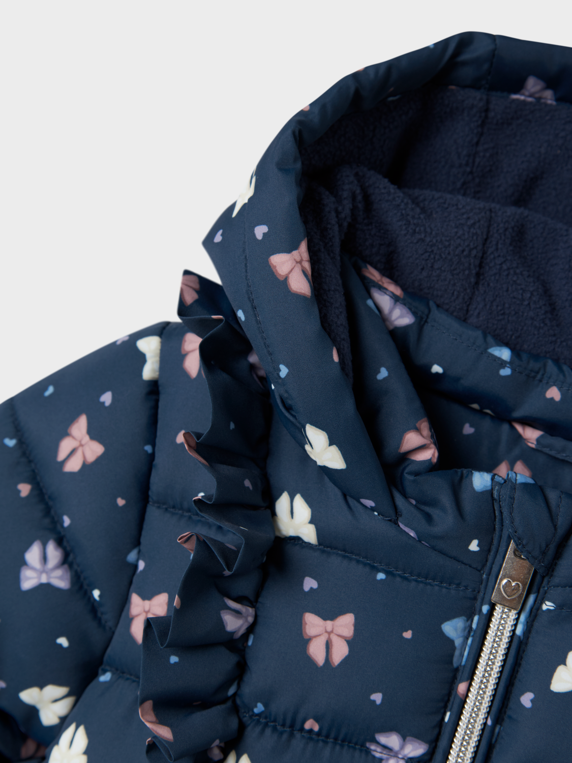 13244036 PIUMINO CON FIOCCHI NEONATA NAME IT